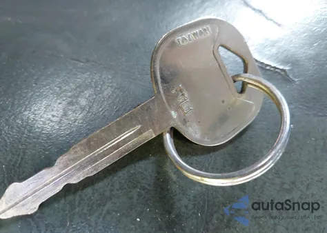 2002 Chevrolet Avalanche 1500 из США, поврежденный, VIN 3GNEK13T12G279430